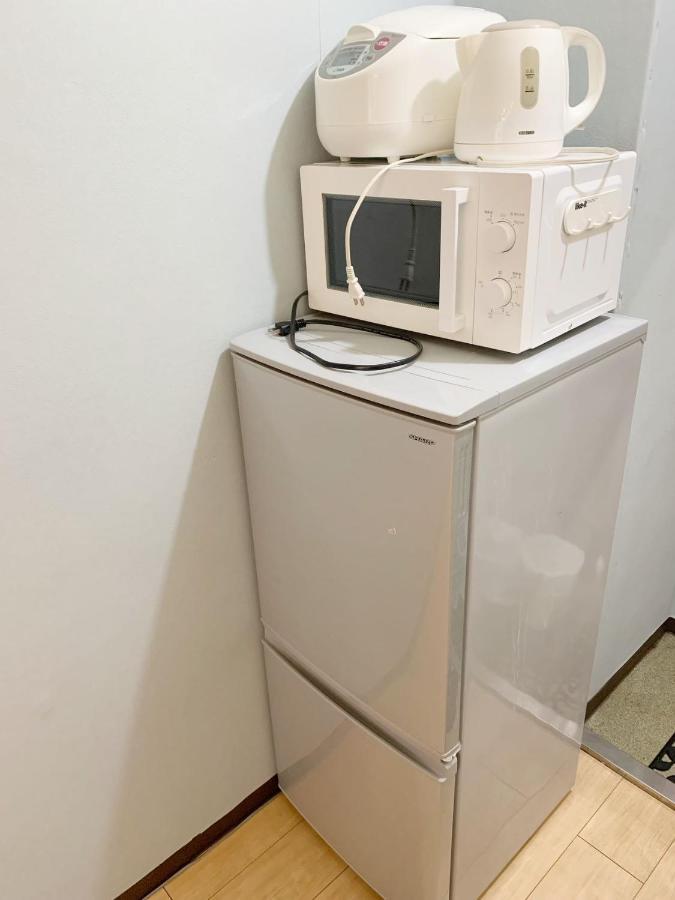 Shinjuku Area!nishi-shinjuku Gochome Subway 6 Minutes Walk! 西新宿五丁目车站步行6分钟! 高速无限制wifi 201 Apartment *